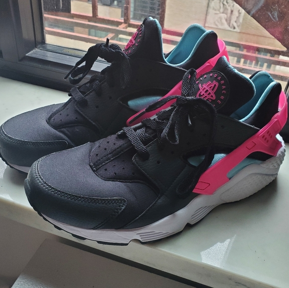 Nike Air Huarache (Pink/Blue) - Picture 1 of 4